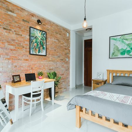 Апартаменты Urban House Saigon 2 Хошимин Экстерьер фото